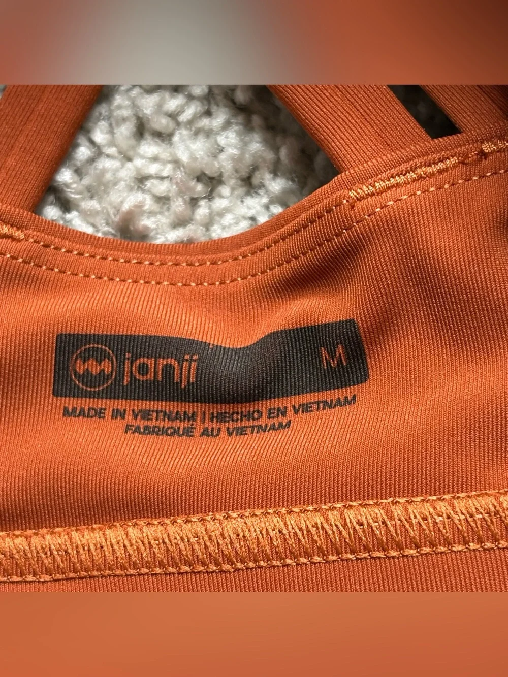Janji Sports Bra - Picture 3 of 4